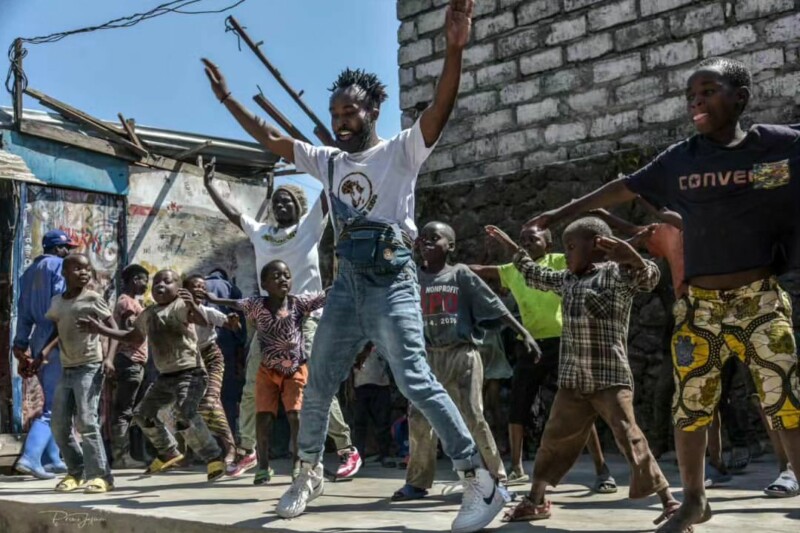 Lukah Katangila: Le pas de danse qui redonne espoir aux enfants de la RDC
